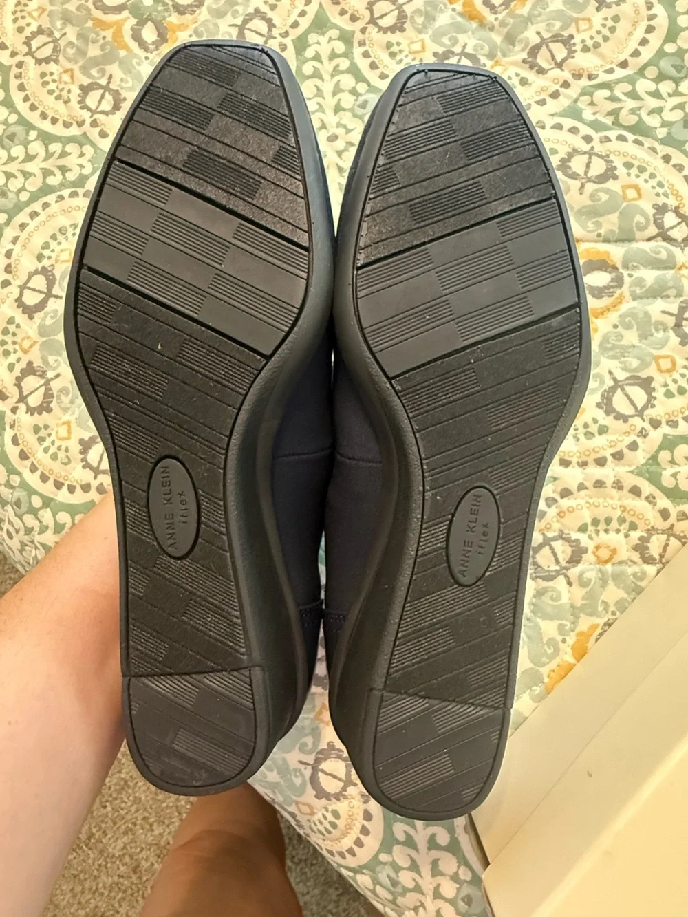 NWT Anne Klein Wisher Navy Wedges 9